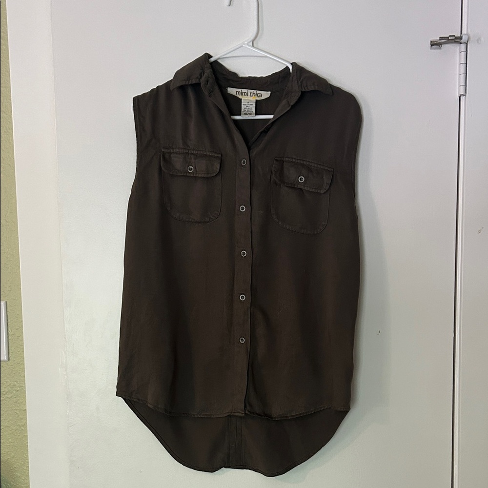 Hunter green Sleeveless Button-Up Shirt